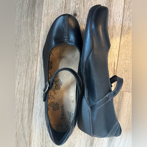 Taos Ta Dah Black Mary Jane Women's Shoes - Picture 8 of 10